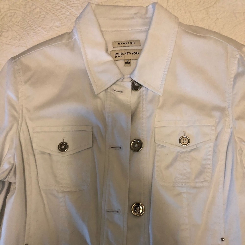 White jacket - Picture 2 of 8